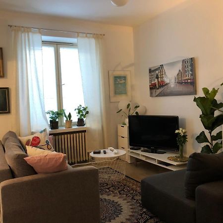 Very Lovely Apartment In City Center ヘルシンキ エクステリア 写真